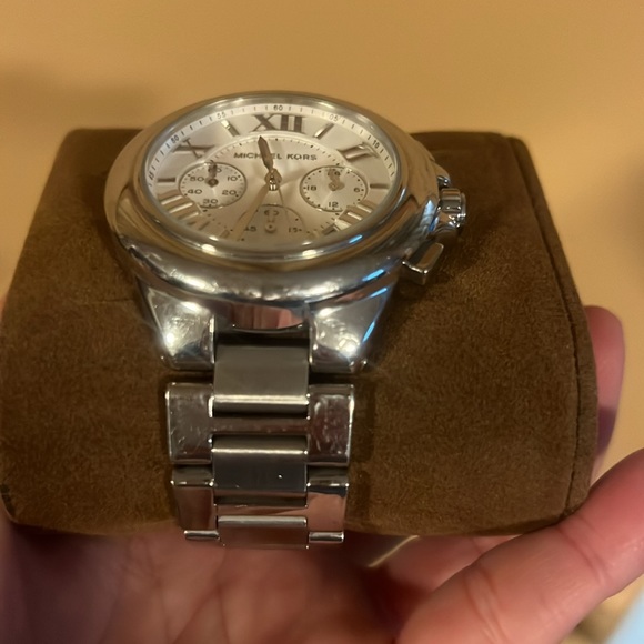 Michael Kors Watch - Picture 3 of 5